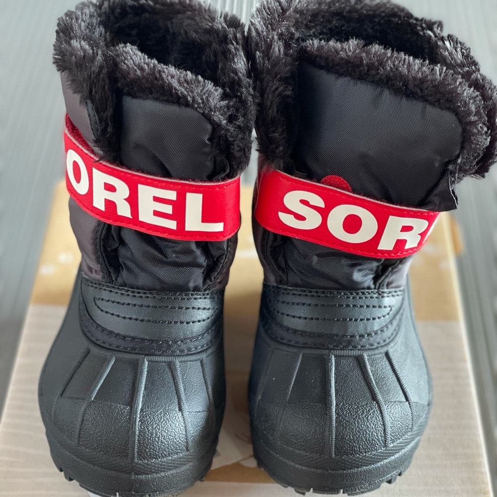 Sorel Snow Boot toddler size 9